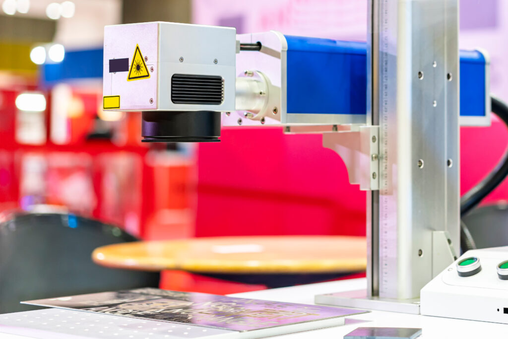 レーザーマーキング